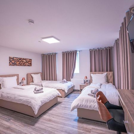 Village Bistro & Bar Fremdenzimmer Dettingen an der Erms المظهر الخارجي الصورة