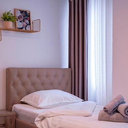 Village Bistro & Bar Fremdenzimmer Dettingen an der Erms المظهر الخارجي الصورة