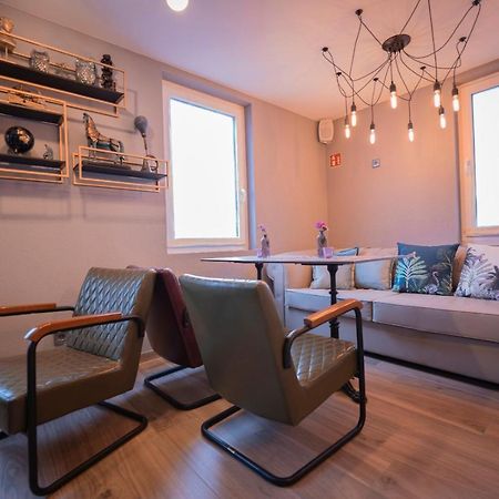 Village Bistro & Bar Fremdenzimmer Dettingen an der Erms المظهر الخارجي الصورة