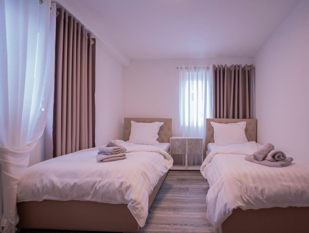 Village Bistro & Bar Fremdenzimmer Dettingen an der Erms المظهر الخارجي الصورة