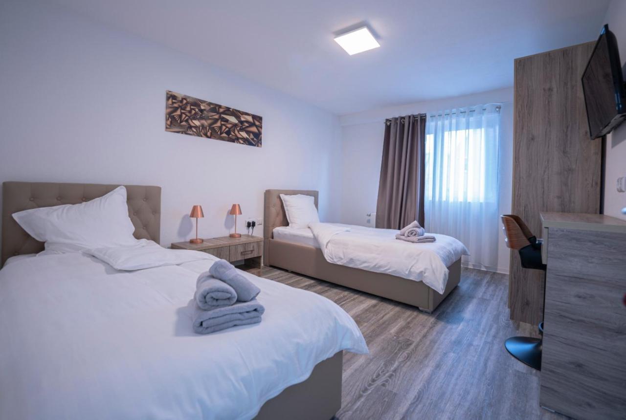 Village Bistro & Bar Fremdenzimmer Dettingen an der Erms المظهر الخارجي الصورة