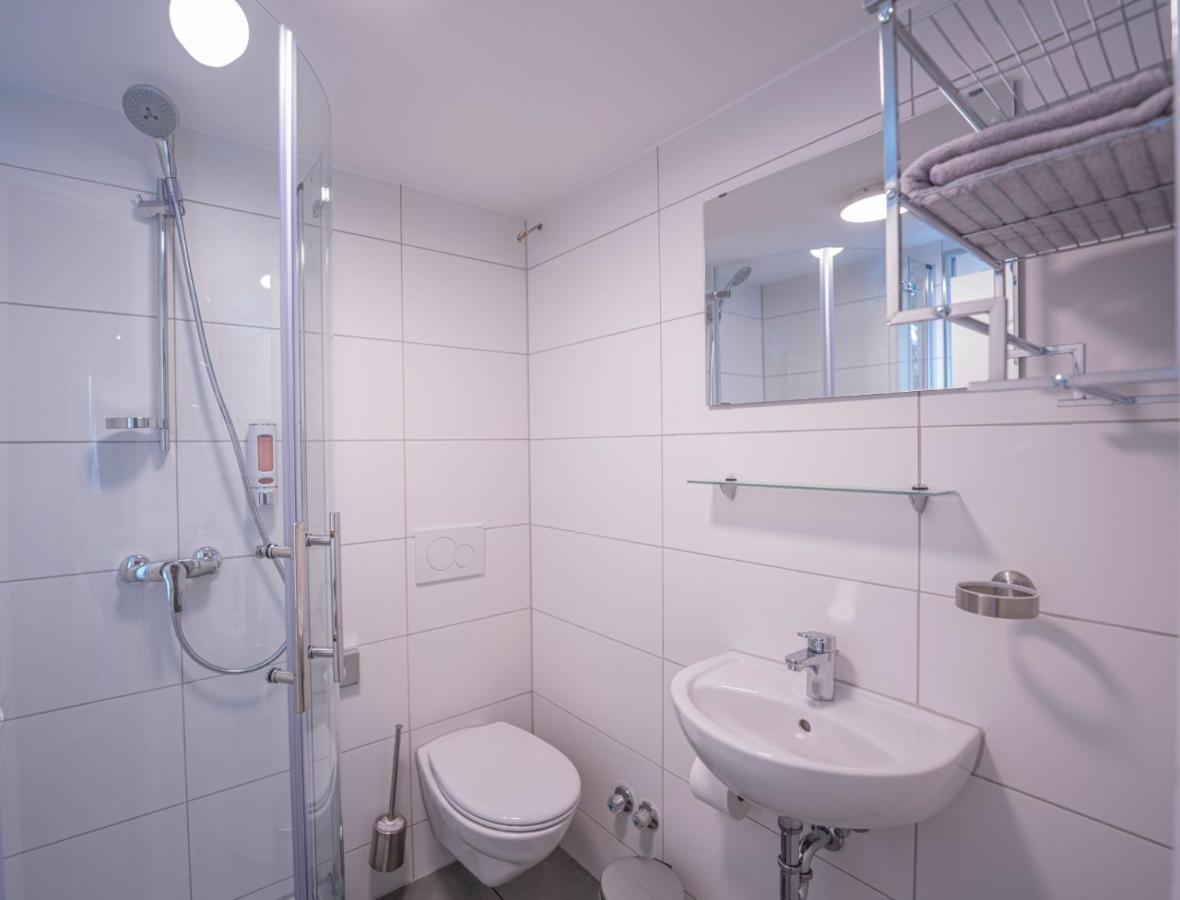 Village Bistro & Bar Fremdenzimmer Dettingen an der Erms المظهر الخارجي الصورة