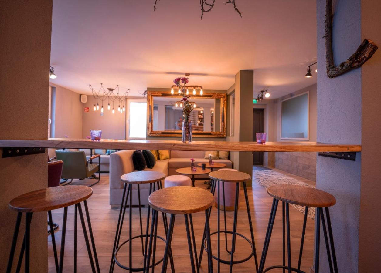 Village Bistro & Bar Fremdenzimmer Dettingen an der Erms المظهر الخارجي الصورة