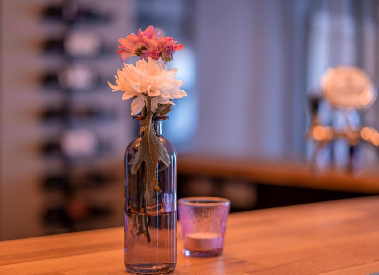 Village Bistro & Bar Fremdenzimmer Dettingen an der Erms المظهر الخارجي الصورة