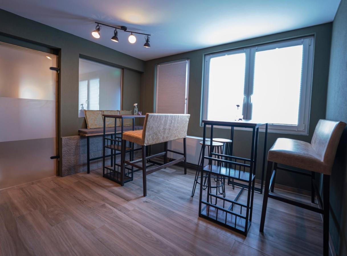 Village Bistro & Bar Fremdenzimmer Dettingen an der Erms المظهر الخارجي الصورة