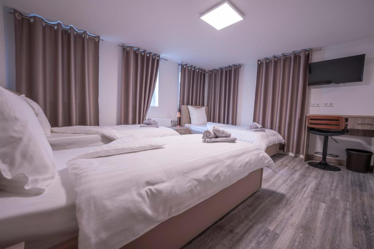 Village Bistro & Bar Fremdenzimmer Dettingen an der Erms المظهر الخارجي الصورة